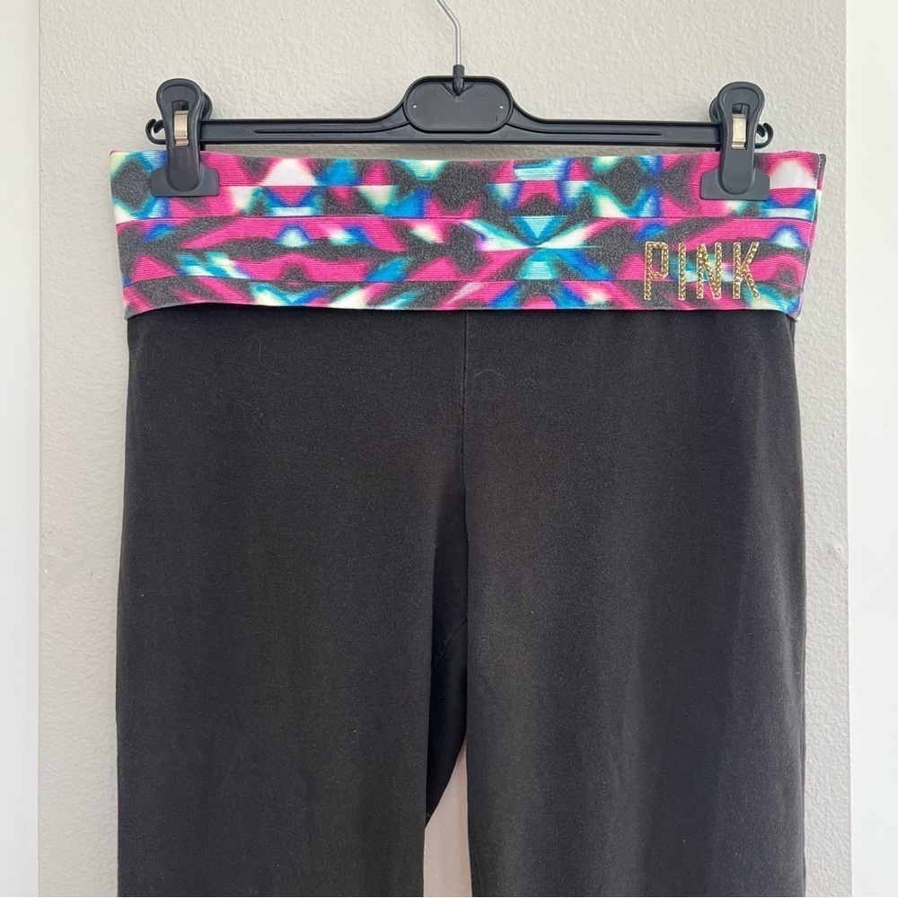 Vintage Y2K Victoria's Secret PINK
Rhinestone Fold Over Yoga Pants - Aztec Print - Picture 6 of 10